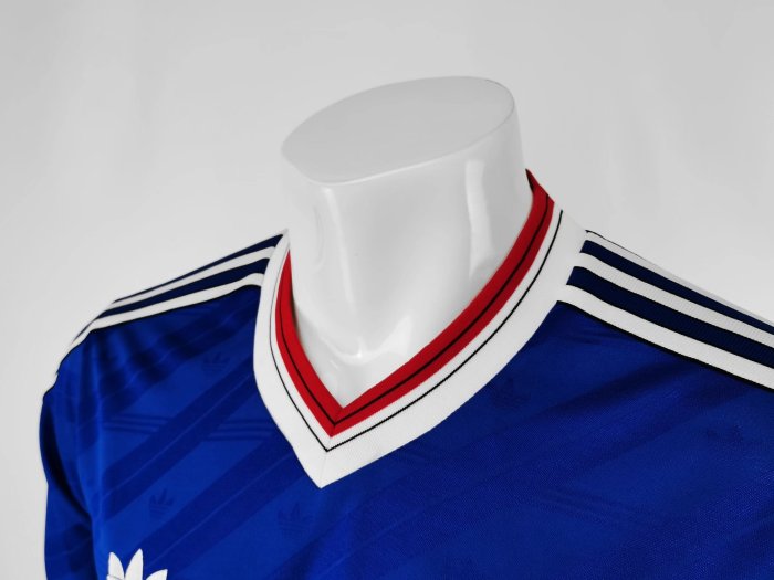 1986 Manchester United Third Blue Long sleeves Retro Soccer Jersey