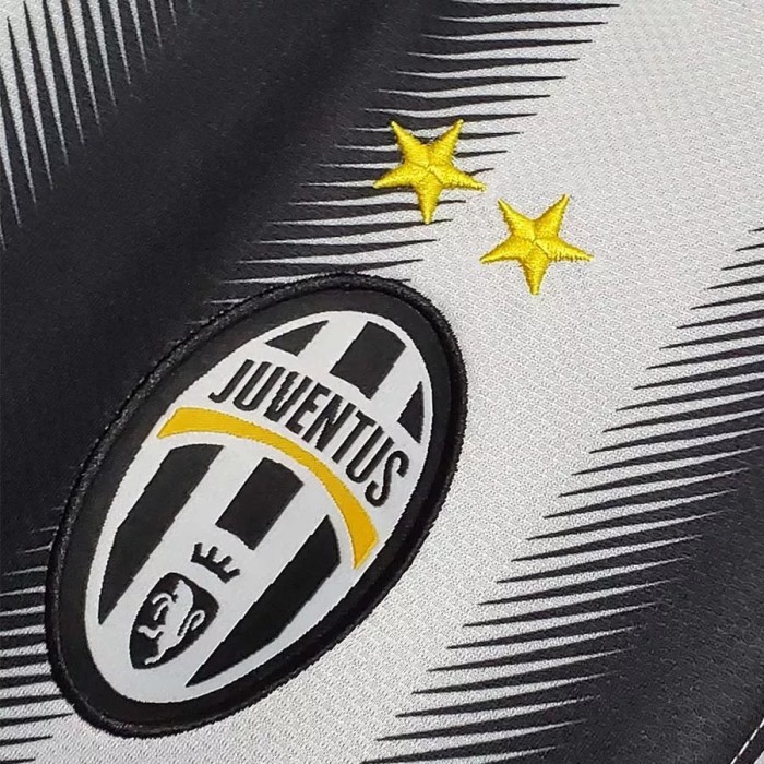 2011-2012 Juventus Home Retro Soccer Jersey