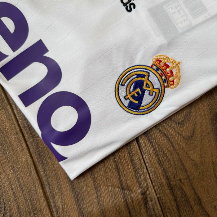 2006-2007 Real Madrid Home Long Sleeve Retro Soccer Jersey