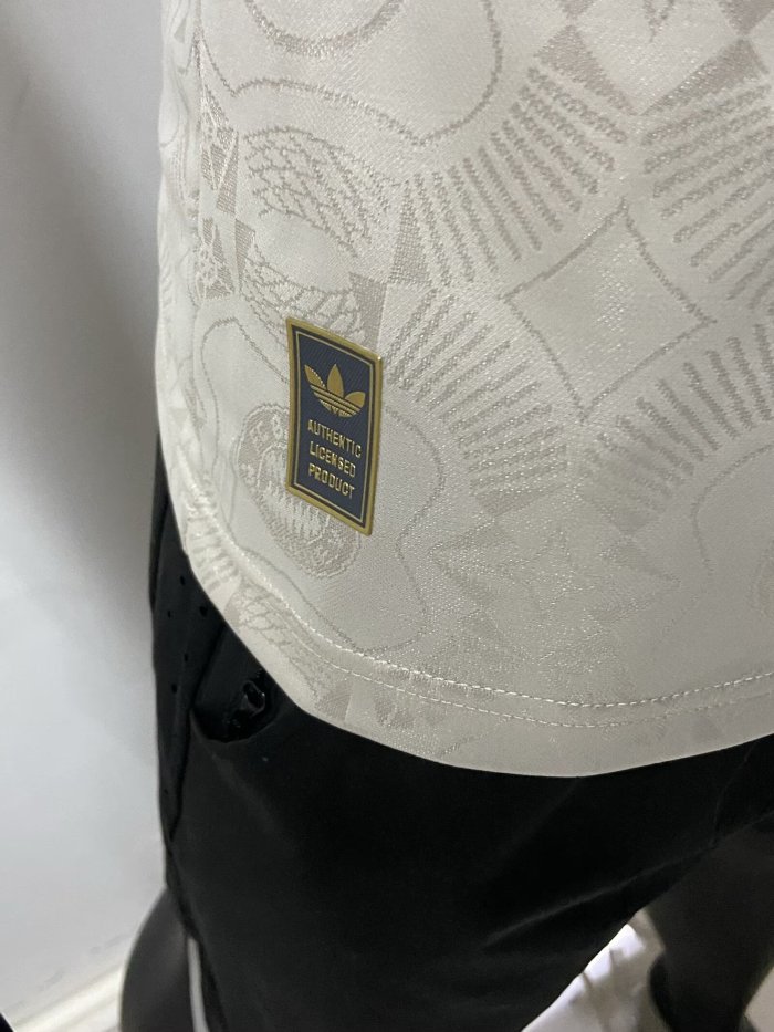 25-26 Bayern Oktoberfest Player Version Soccer Jersey 1:1 Thai Quality