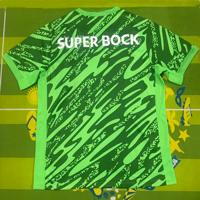 25-26 Sporting Lisbon Green Goalkeeper Fans Soccer Jersey 1:1 Thai Quality
