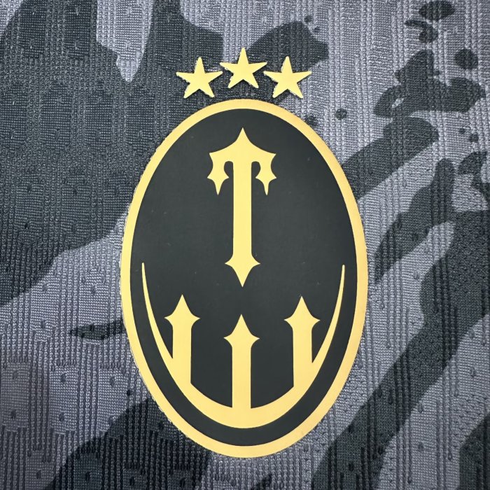 2025 Trapstar Black Player Version Trendy Soccer Jersey