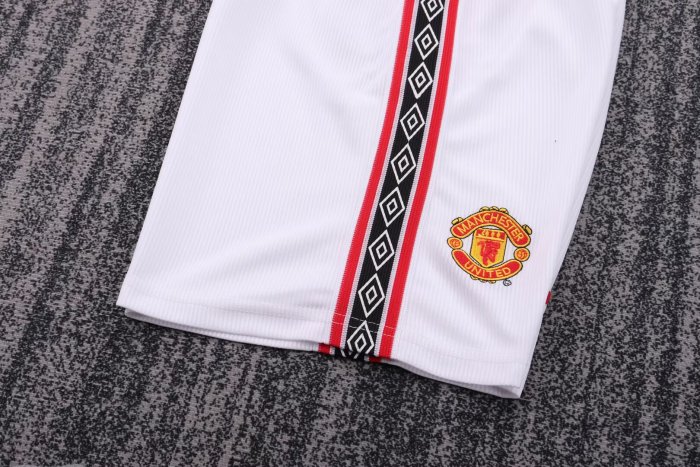 1998-1999 Man Utd Retro Kids Soccer Jersey