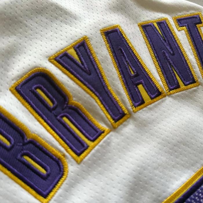2003-2004 Lakers Bryant #8 White Top Quality Dense Embroidery NBA Jersey