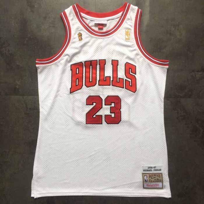 1996-1997 NBA Bulls Jordan#23 Retro White Top Quality Dense Embroidery Jersey