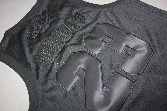 NBA Bulls Jordan#23 Black Commemorative Edition Top Quality Dense Embroidery Jersey