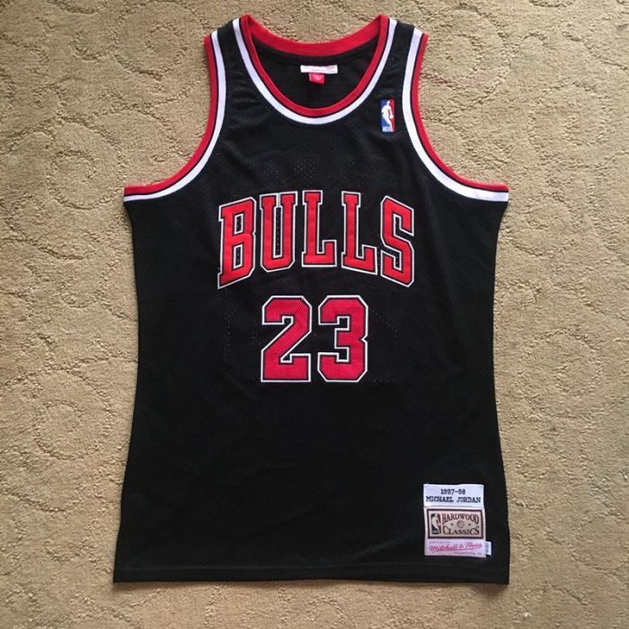 1997-1998 NBA Bulls Jordan#23 Black Retro White Top Quality Dense Embroidery Jersey