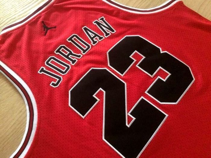 NBA Bulls Jordan#23 Red Commemorative Edition Top Quality Dense Embroidery Jersey