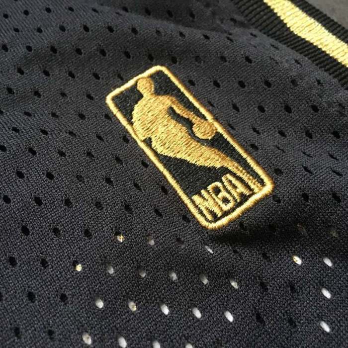 1997-1998 NBA Bulls Jordan#23 Black Top Quality Dense Embroidery Jersey