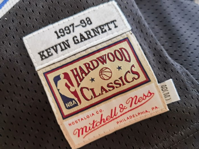1997-1998 M&N Wolves Garnett #21 Black Retro Top Quality Dense Embroidery NBA Jersey