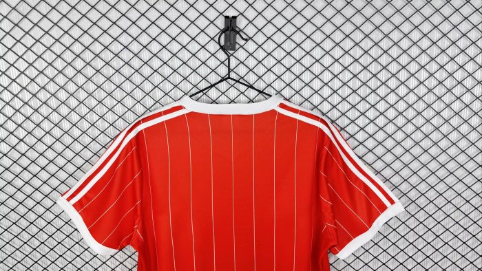 1982-1984 Nottingham Home Retro Soccer Jersey