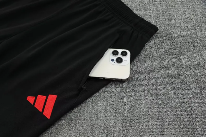 25-26 Bayern High Quality Half Pull Tracksuit