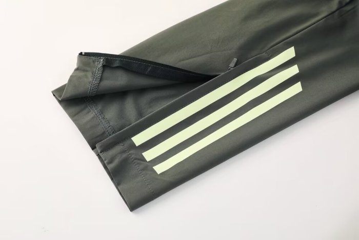 2025 RMA Green High Quality Windbreaker Suit