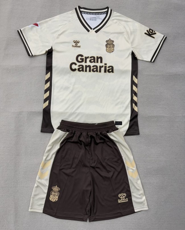 25-26 Las Palmas Third Adult Suit