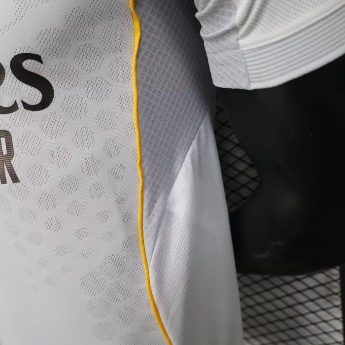 25-26 RMA Home MODRIC #10 Print Picture Number Player Version Soccer Jersey