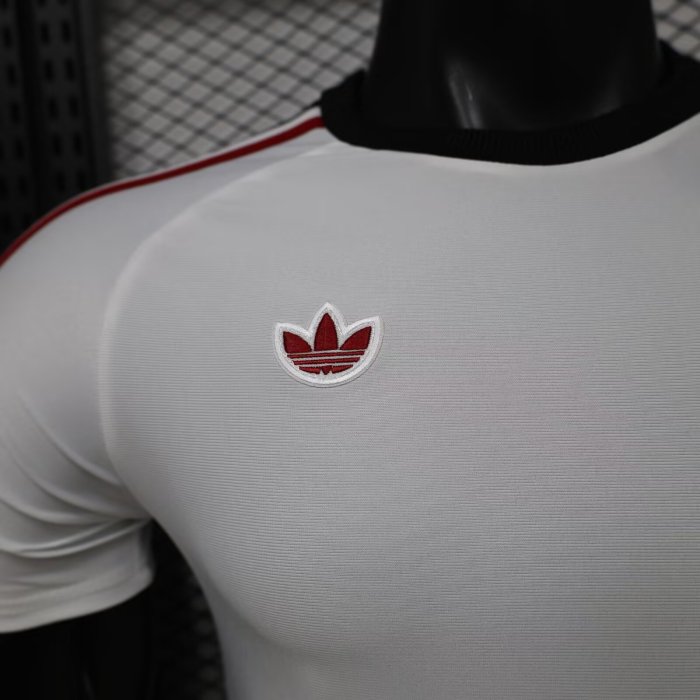 26-27 Man Utd White Player Version Training shirts