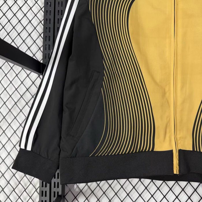 2006 RMA Retro Windbreaker