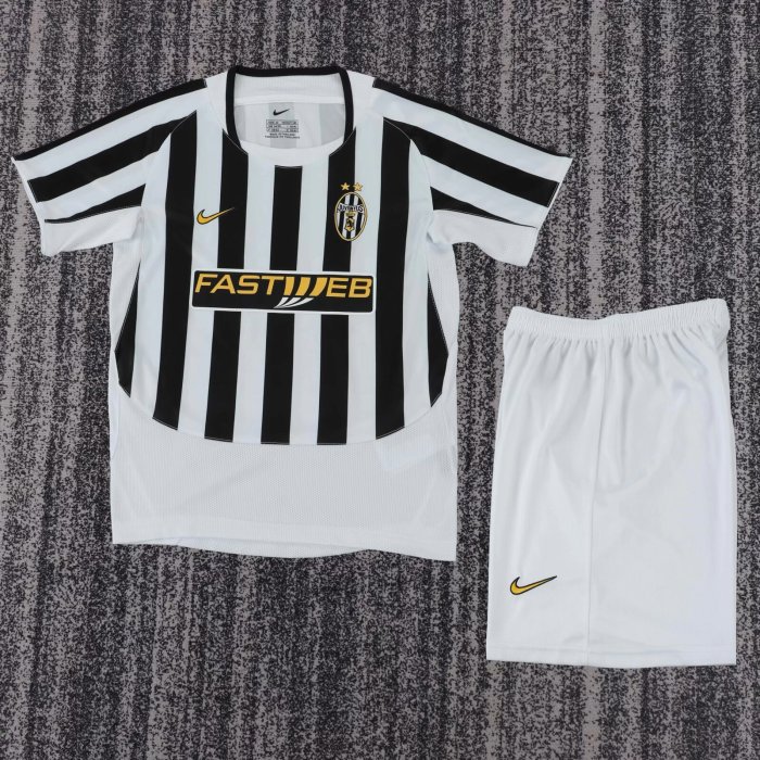 2003-2004 JUV Home Retro Kids Soccer Jersey
