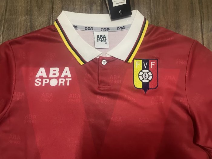 1998 Venezuela Home Retro Soccer Jersey