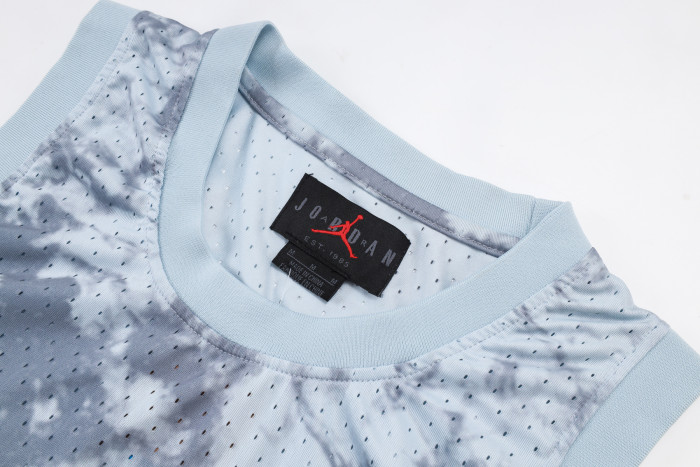 2026 High-Quality Gray Vest