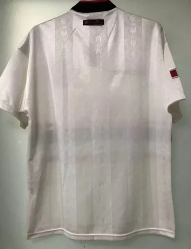 1997-1999 Manchester United White Retro Soccer Jersey