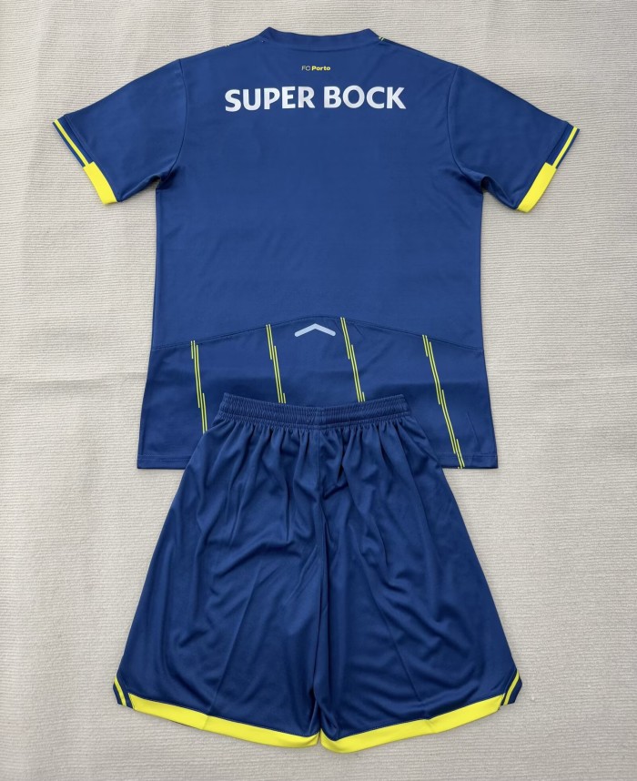 25-26 Porto Fourth Adult Suit
