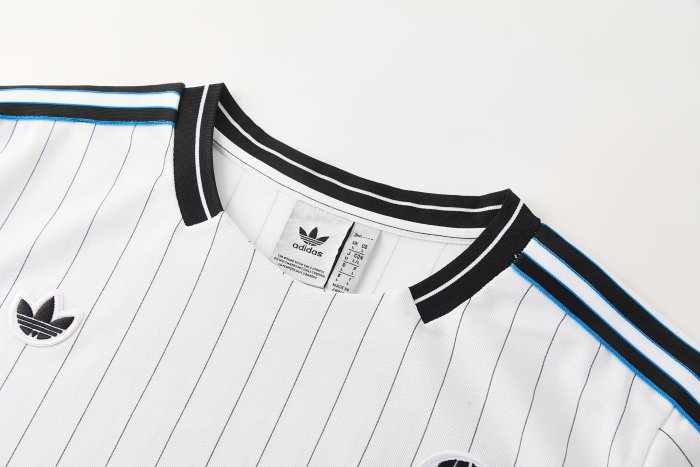 26-27 Newcastle High Quality Training Short Suit