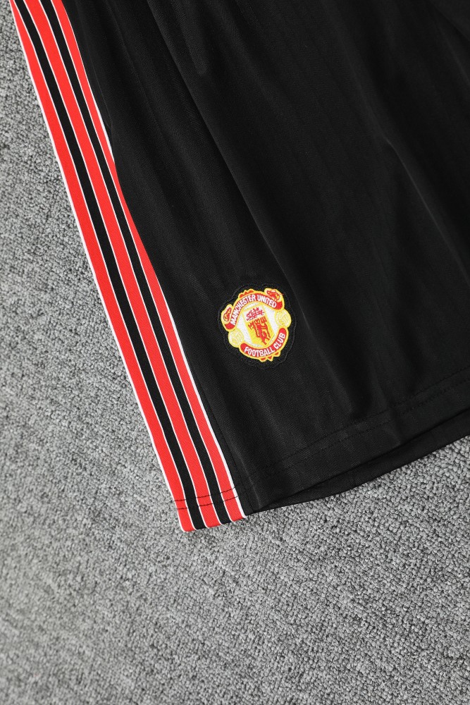 26-27 Man Utd High Quality Tank Top And Shorts Suit