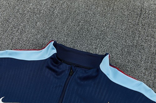 26-27  England High Quality Half Pull Tracksuit