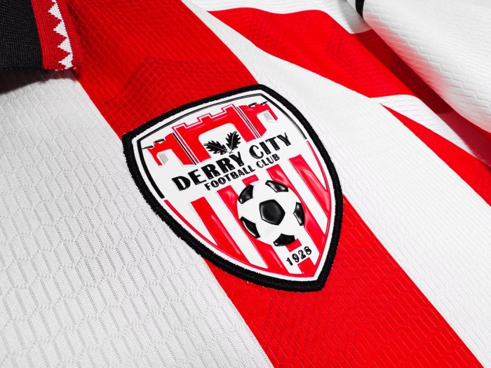 26-27 Derry City Home Fans Soccer Jersey