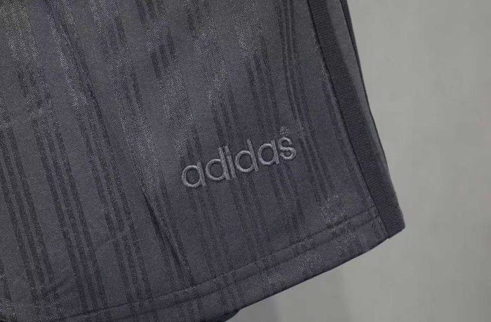 1995-1996 LIV Black Retro Shorts Pants