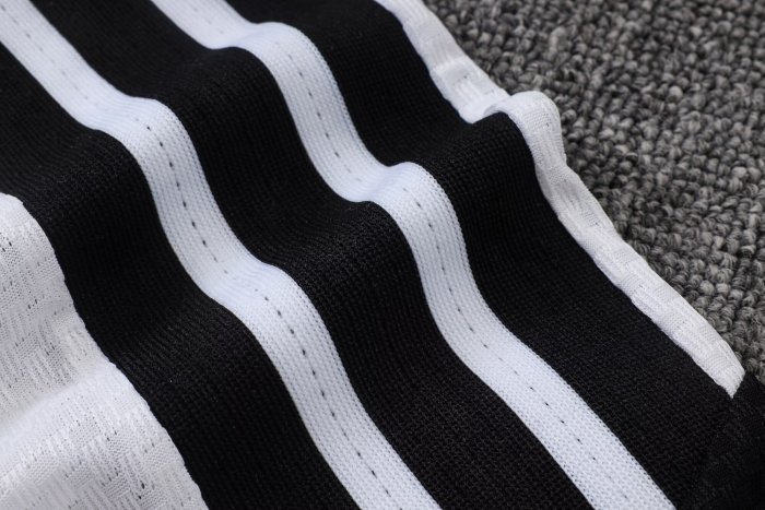 26-27 LIV High Quality Player Version Training Short Suit  (球员套装)