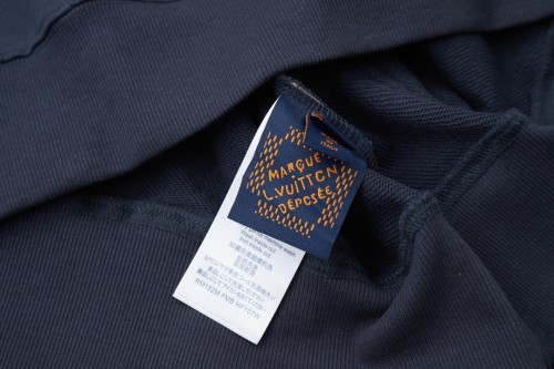 Louis Vuitton Unisex Sweatshirt Size S-XL