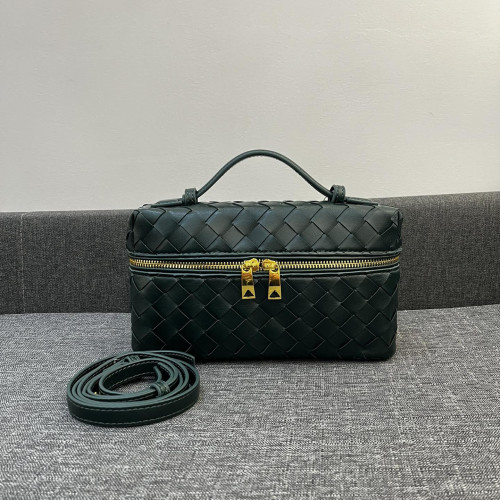 Bottega Veneta Vanity Case Shoulder Bags 24*13*6cm