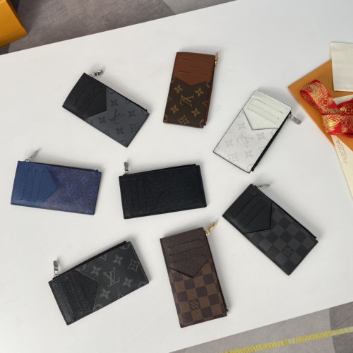 Louis Vuitton M64038 Card Holder Size 14*8cm