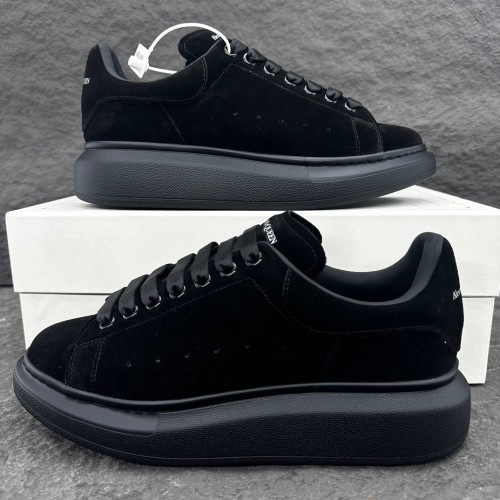 Alexander McQueen Oversized Sneaker size 36-46