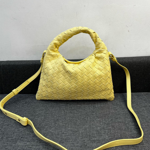 Bottega Veneta HO Shoulder Bags 28*17cm