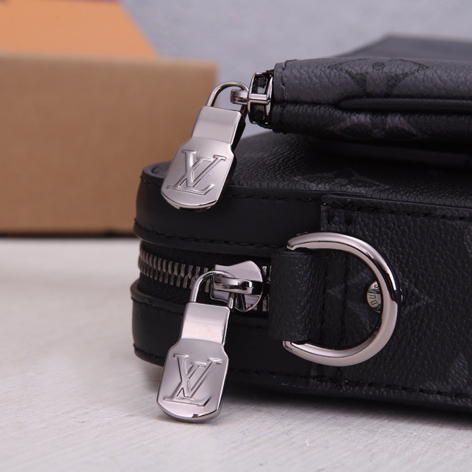 Louis Vuitton M69443 Trio Messenger Men Bags Size 25*18.5*7cm