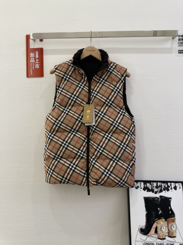 Burberry Unisex Vest Size S-XXL