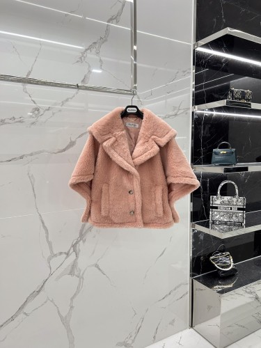 Max Mara Teddy Cape short style one size fits all