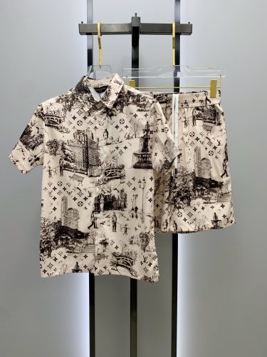 Louis Vuitton Sommeranzug Size M-XXL