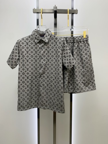 Louis Vuitton Sommeranzug Size M-XXL