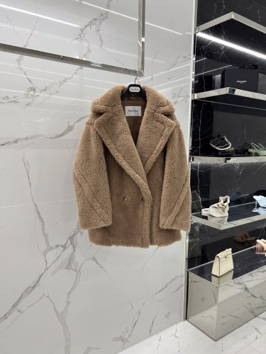 Max Mara Teddy fur Short coat Size XS-M