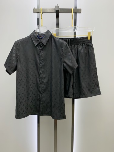 Louis Vuitton Sommeranzug Size M-XXL