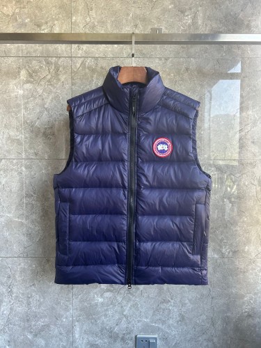 Canada Goose E2229 Crofton Vest-WD Men Winter Vest Size S-XXL