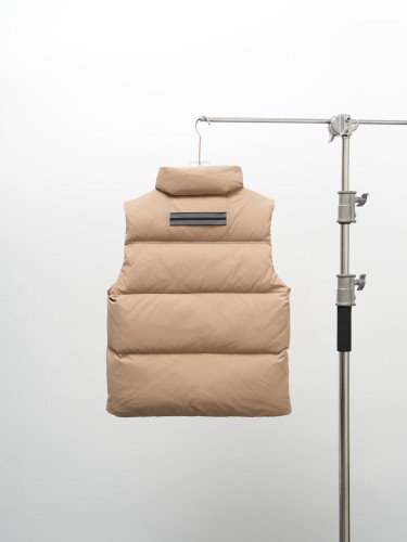 Canada Goose 2804M Lawrence Vest-WD Men Winter Vest Size XS-XXL