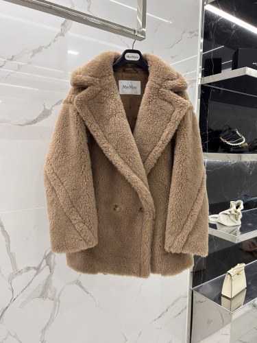 Max Mara Teddy fur Short coat Size XS-M