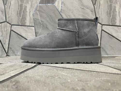 UGG Women Boots Size 35-40
