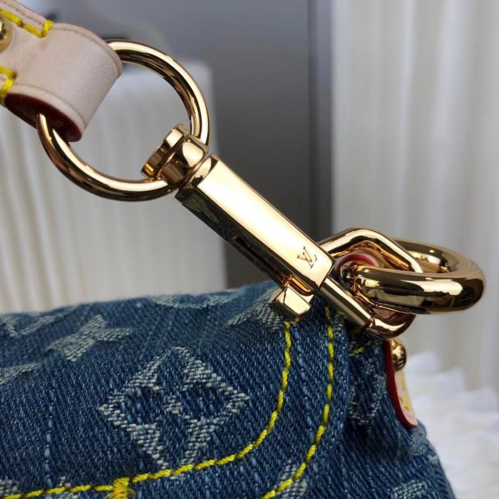 Louis Vuitton M95050 Women Shoulder Bag Size 26*15*9cm