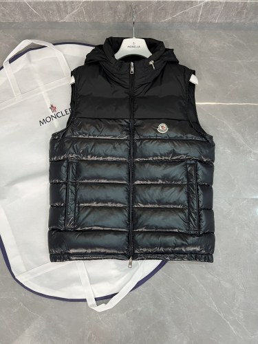 Moncler Cerces Men Winter Vest Size 1-5